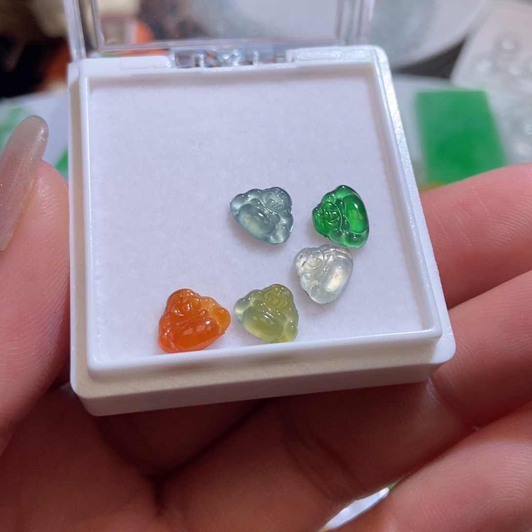 未镶嵌定制翡翠翡翠