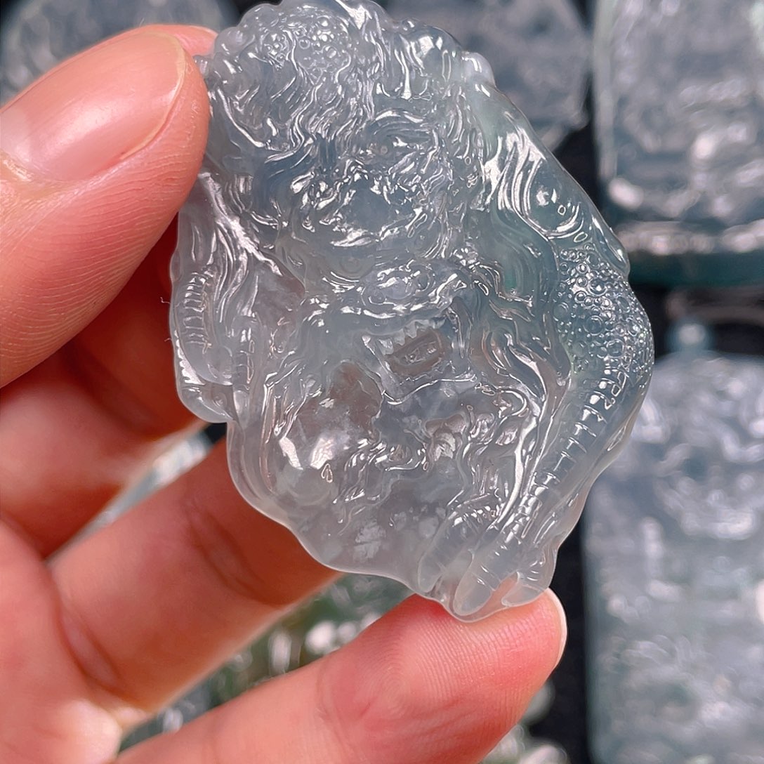 颈饰未镶嵌翡翠6，