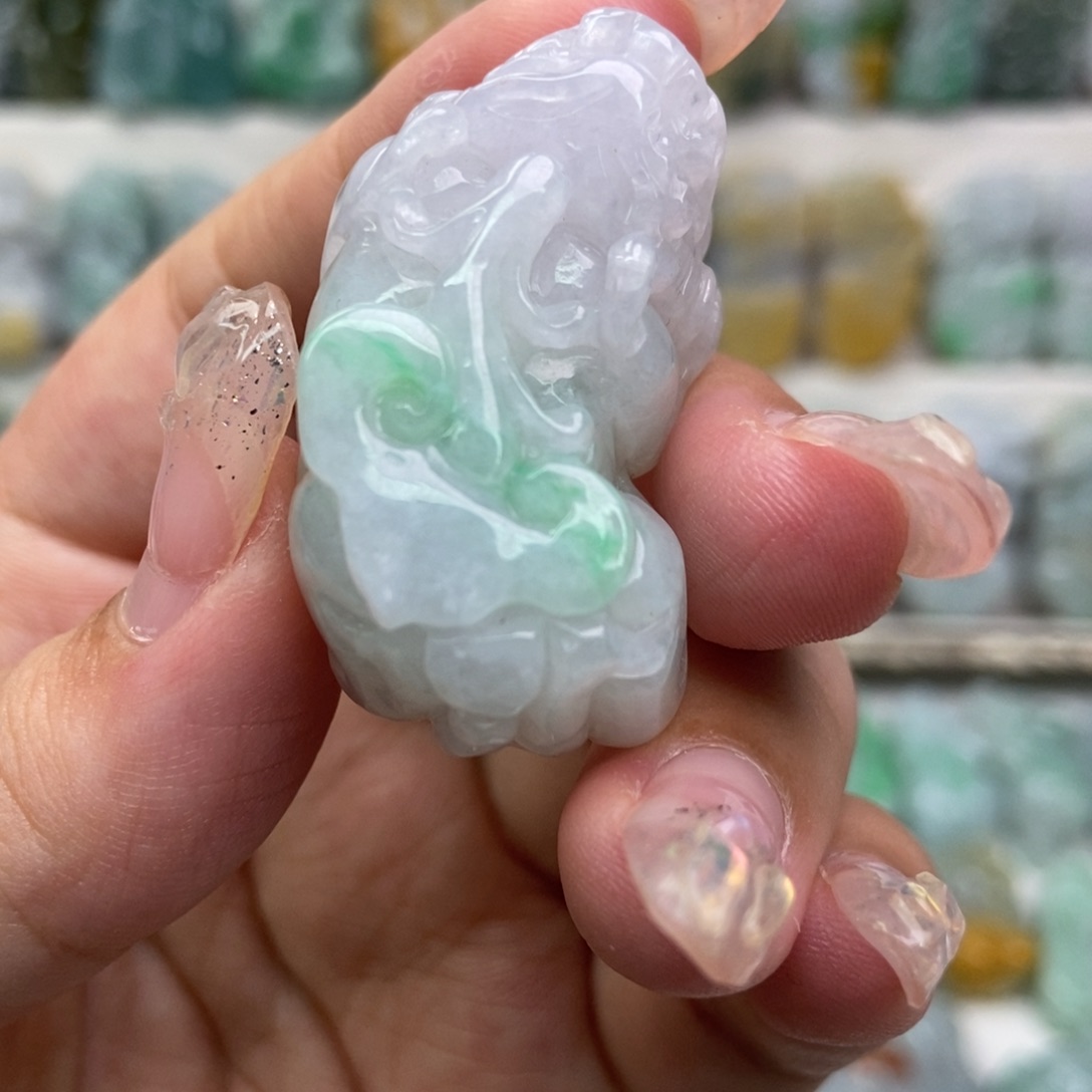 吊坠(赠链)未镶嵌翡翠