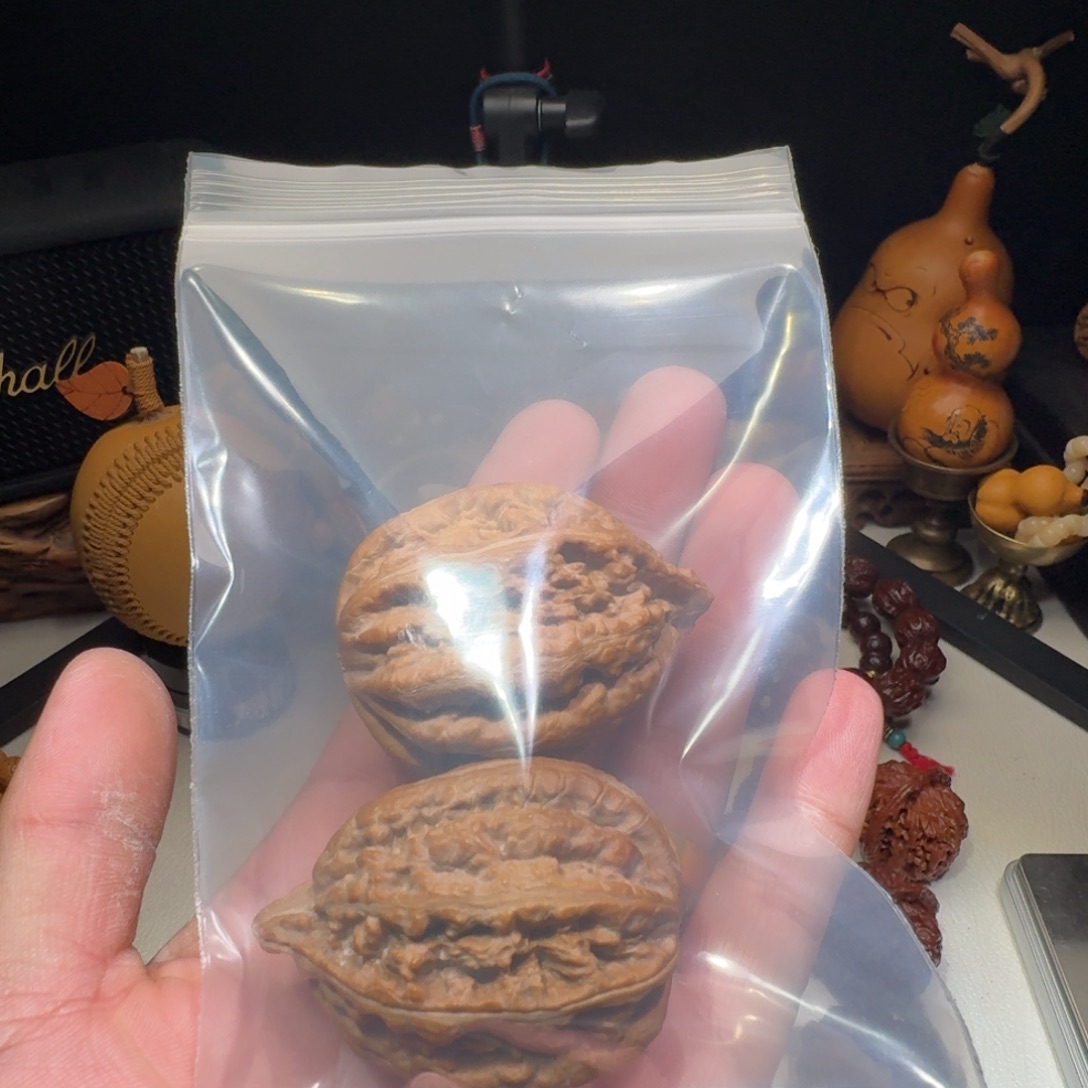 P***g文玩核桃吊坠楸哈哈哈哈