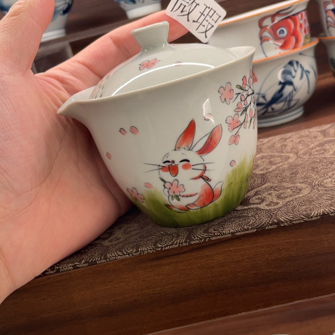 釉下手绘茶具微瑕