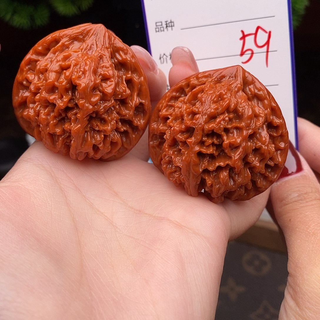 文玩核桃吊坠44百花山59