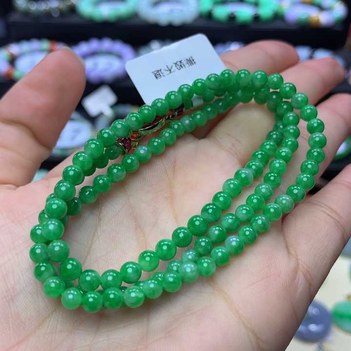 翡翠手链未镶嵌翡翠