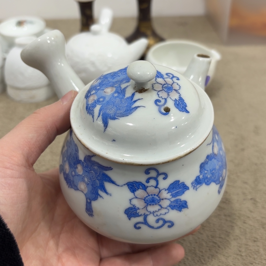 瓷片非常好看漂亮的物品 