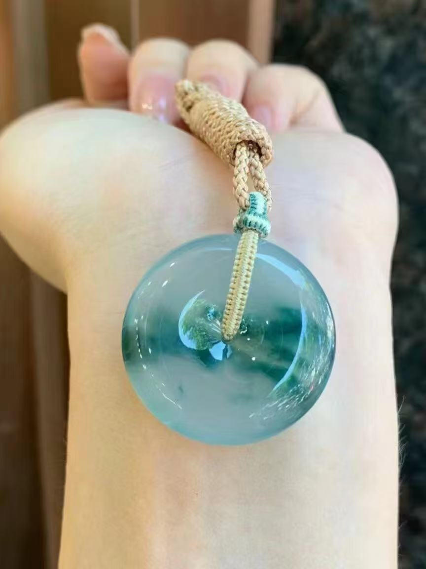 冰种飘花平安扣尺寸