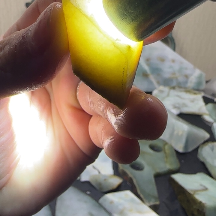 翡翠未镶嵌颈饰纯天然缅甸翡翠