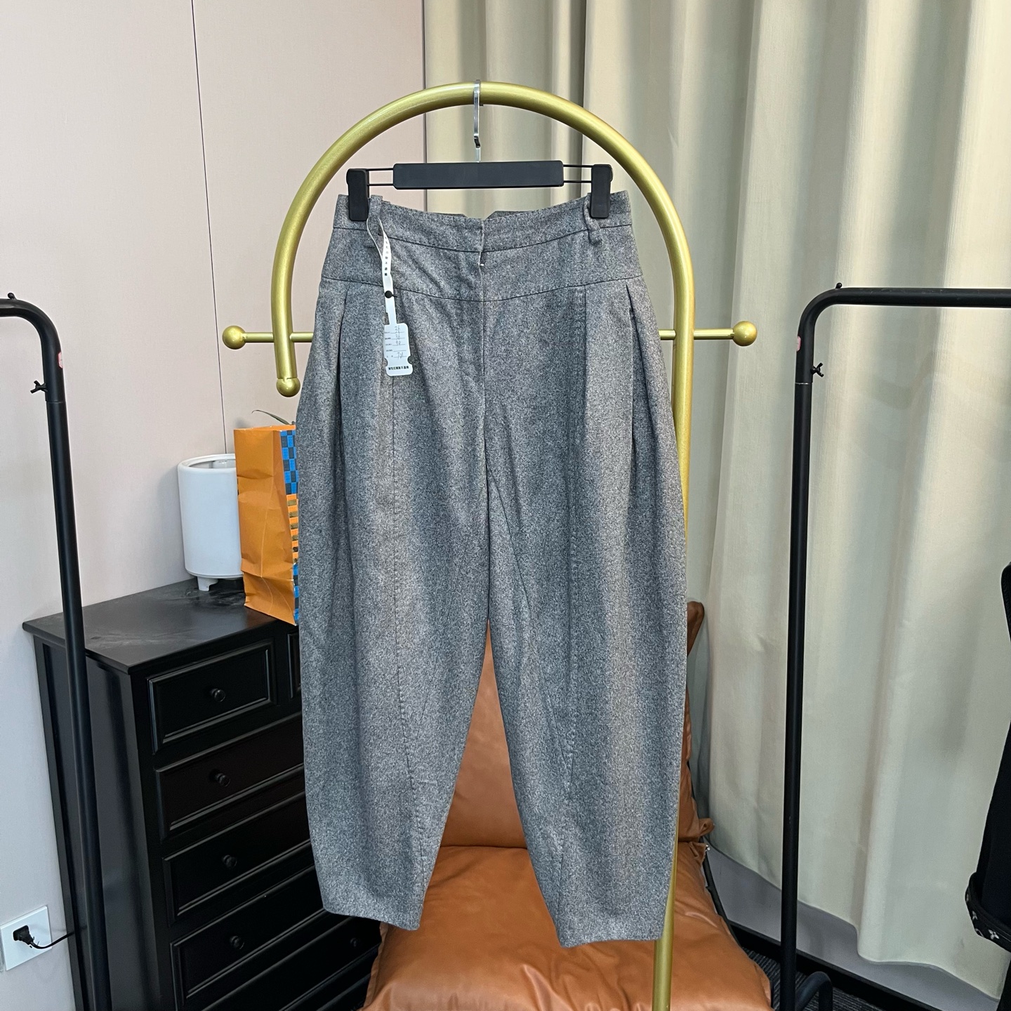 99新 LouisVuitton/路易威登  灰色线条设计长裤 36码 