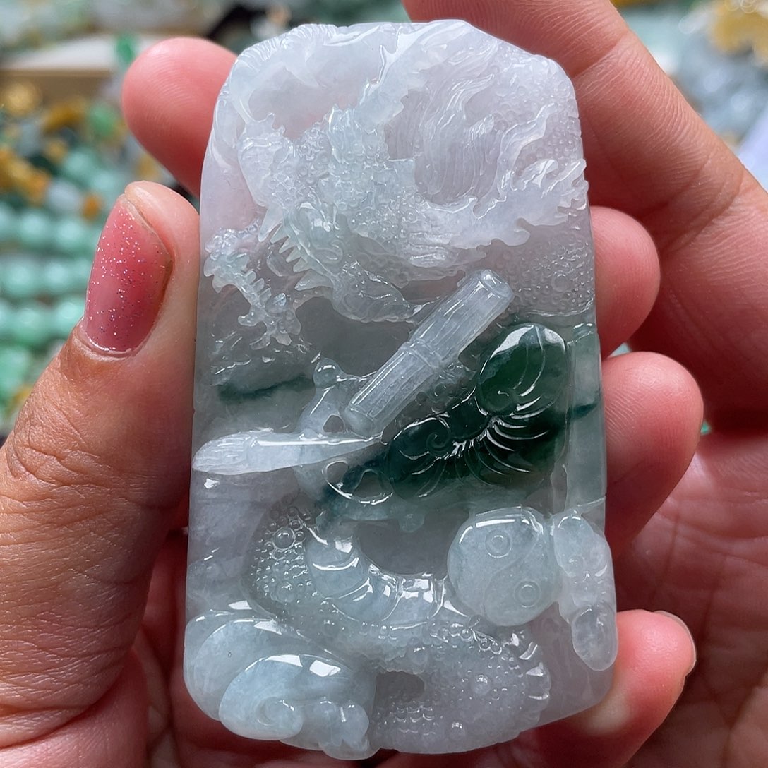 翡翠未镶嵌颈饰翡玉缘翡翠