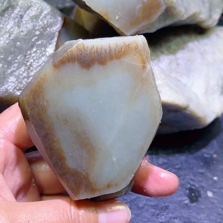 無***塵和田玉未镶嵌珠宝半成品