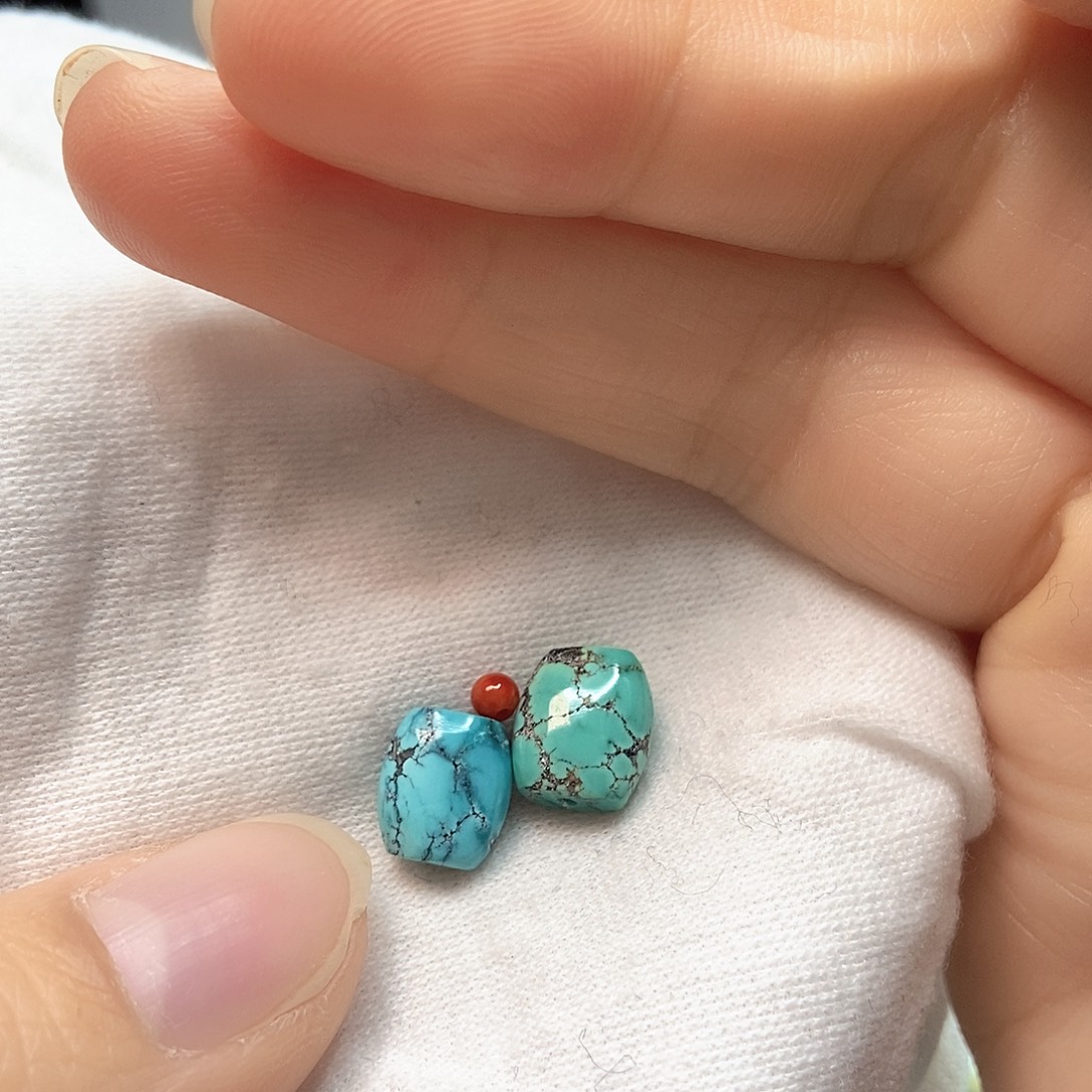 南红玛瑙未镶嵌珠宝奇石