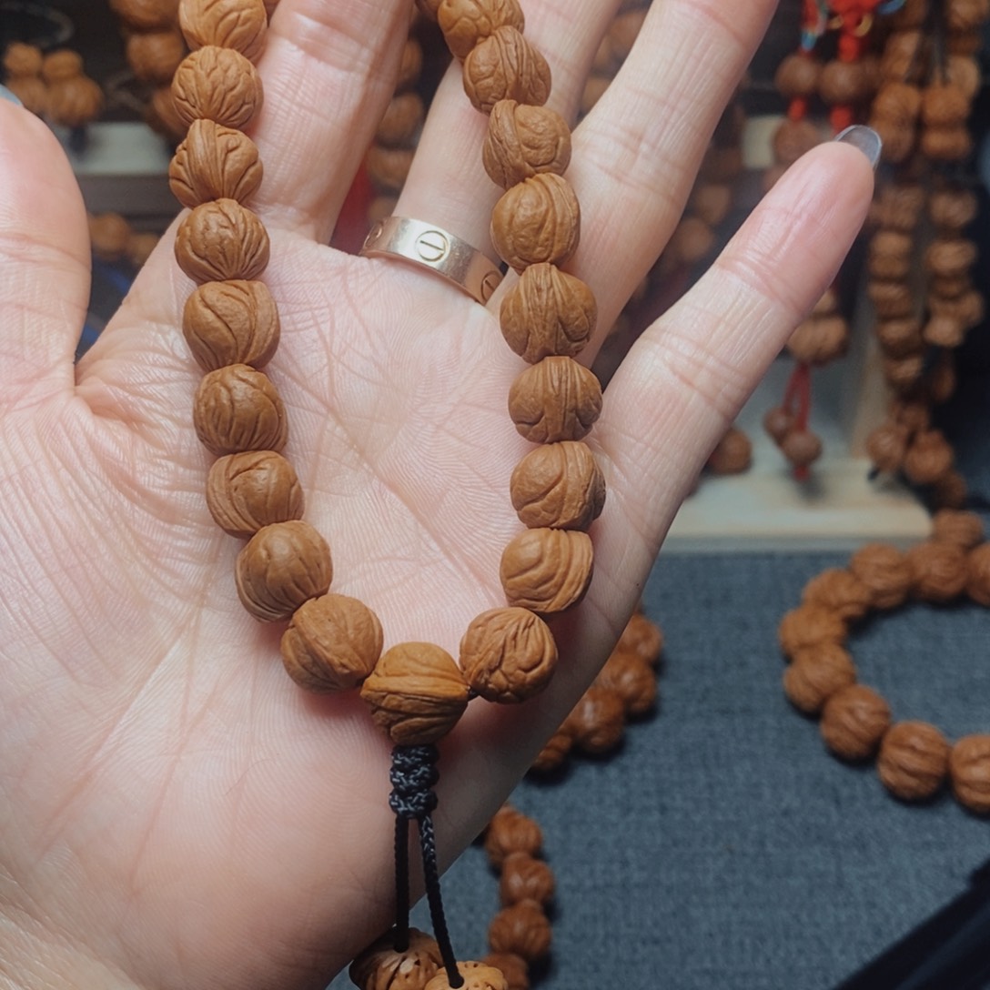 桃核吊坠龙纹桃枭