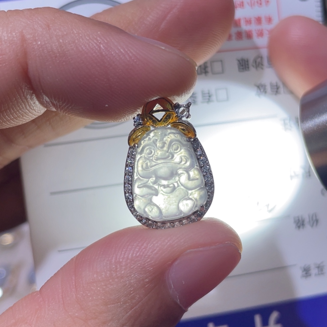 翡翠银S925镶嵌颈饰
