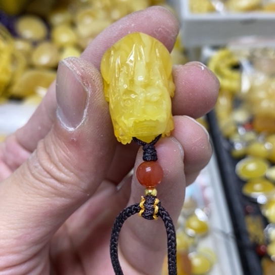 蜜蜡裸石未镶嵌吊坠