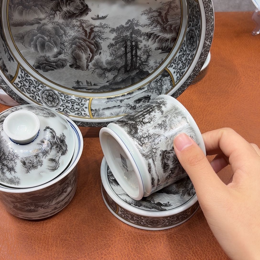 景德镇市和上海浦东新