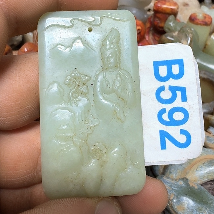 和田玉颈饰未镶嵌