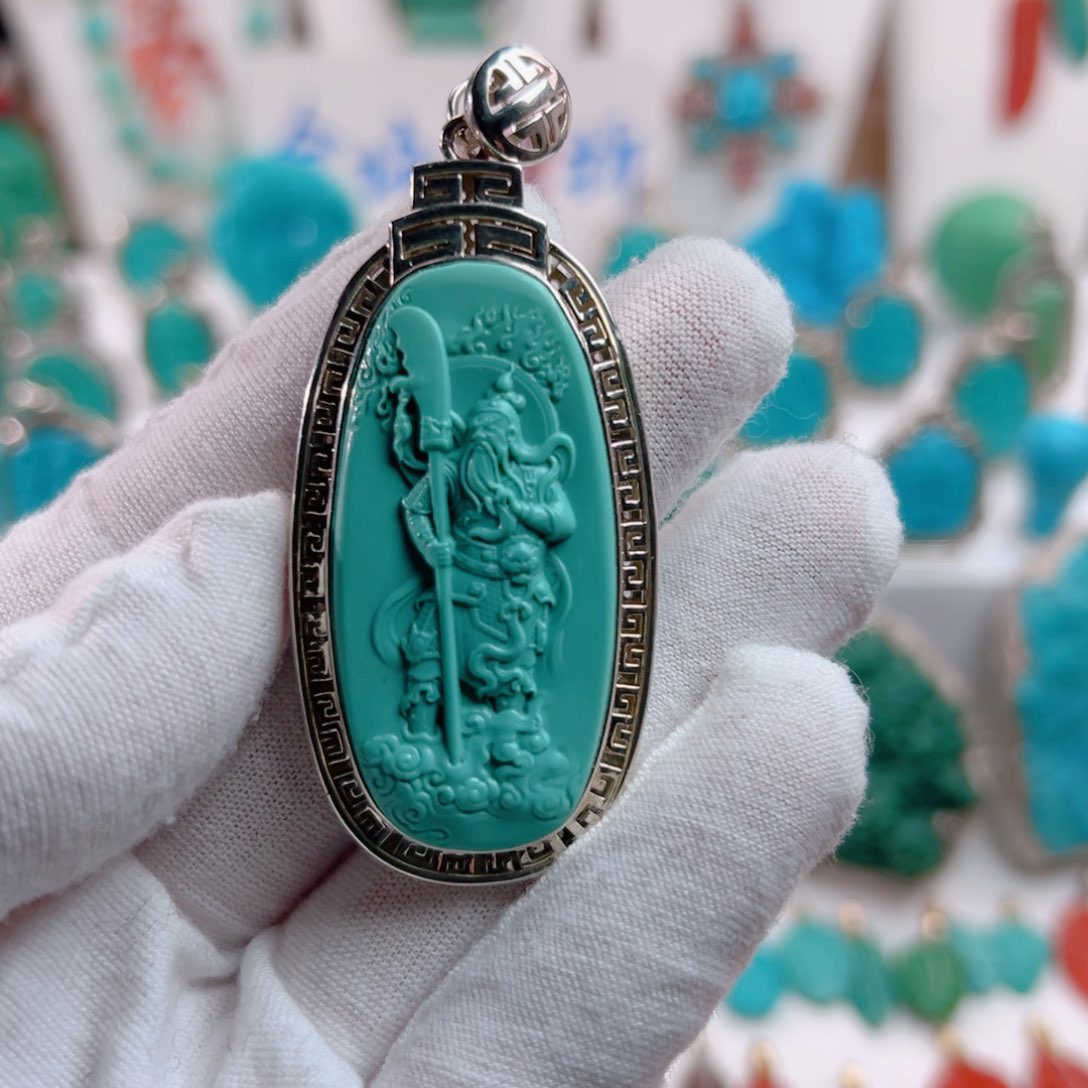 绿松石颈饰未镶嵌