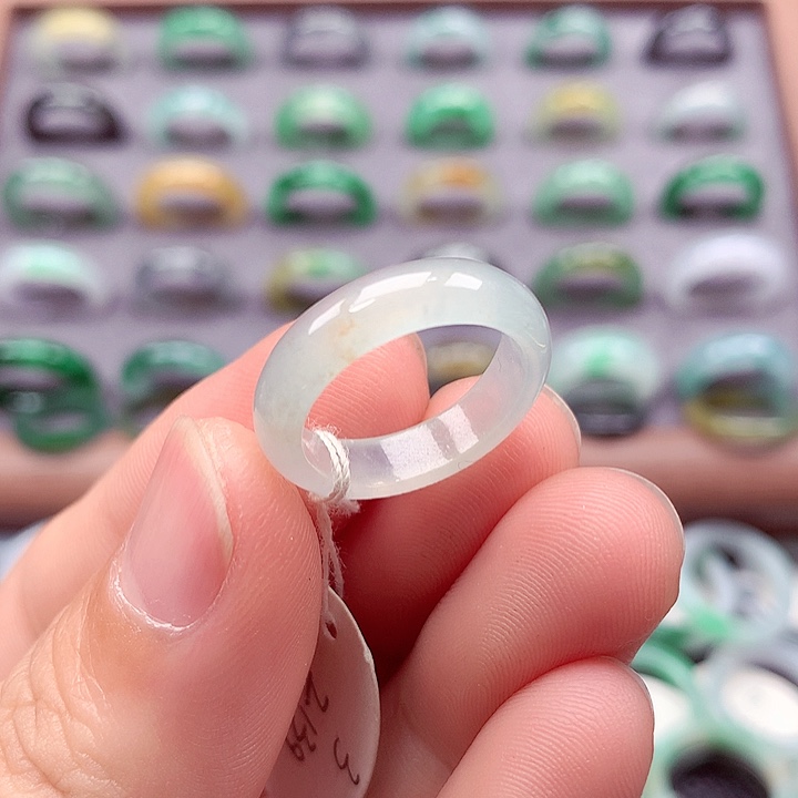 翡翠戒指未镶嵌11-12号