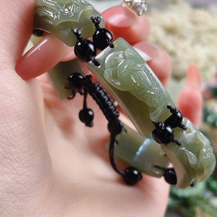 未镶嵌和田玉挂件