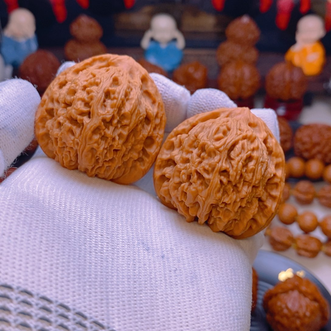 文玩核桃吊坠毕业级 涿鹿 三角南疆石