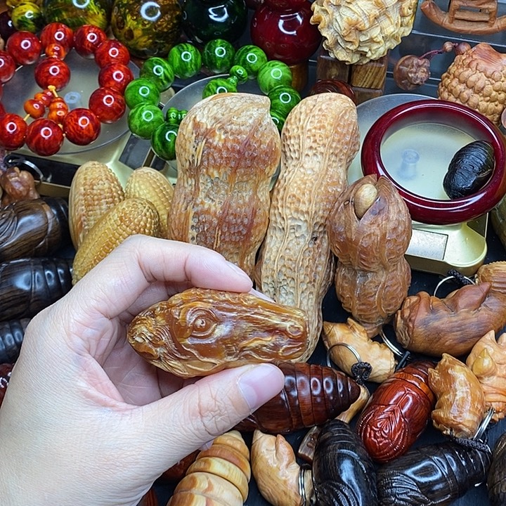 琥珀木琥珀木文玩手串