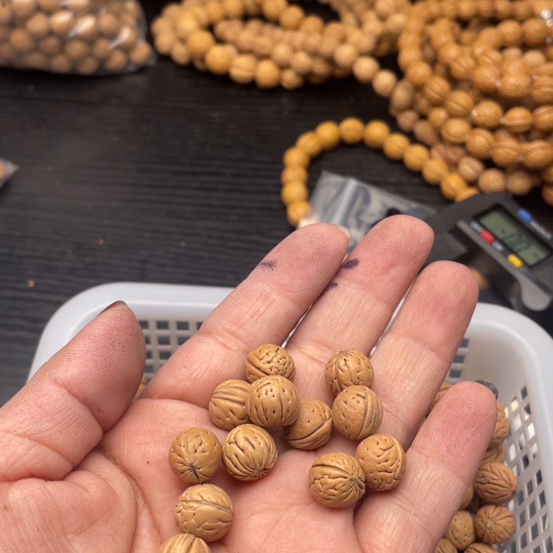 私人定制150元打孔不退不换