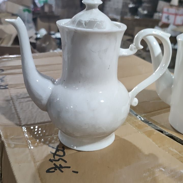 摆件陶瓷盘子碗啥都有