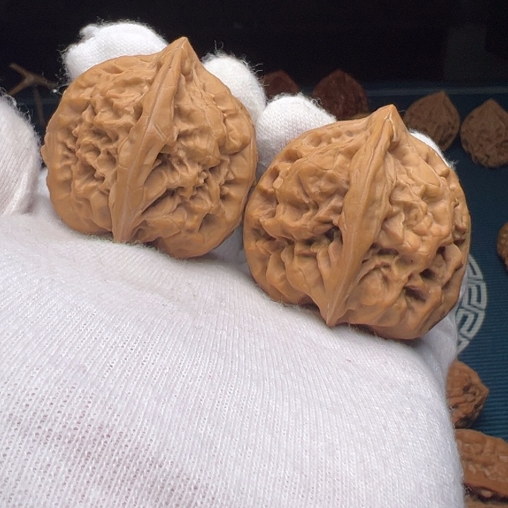 文玩核桃吊坠承粗39肚