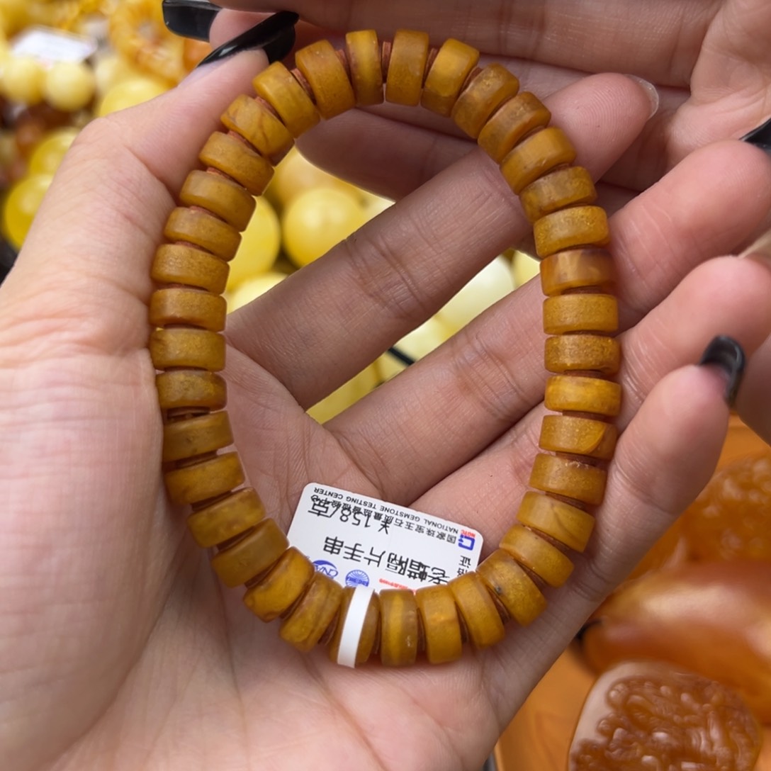 琥珀珠宝奇石未镶嵌