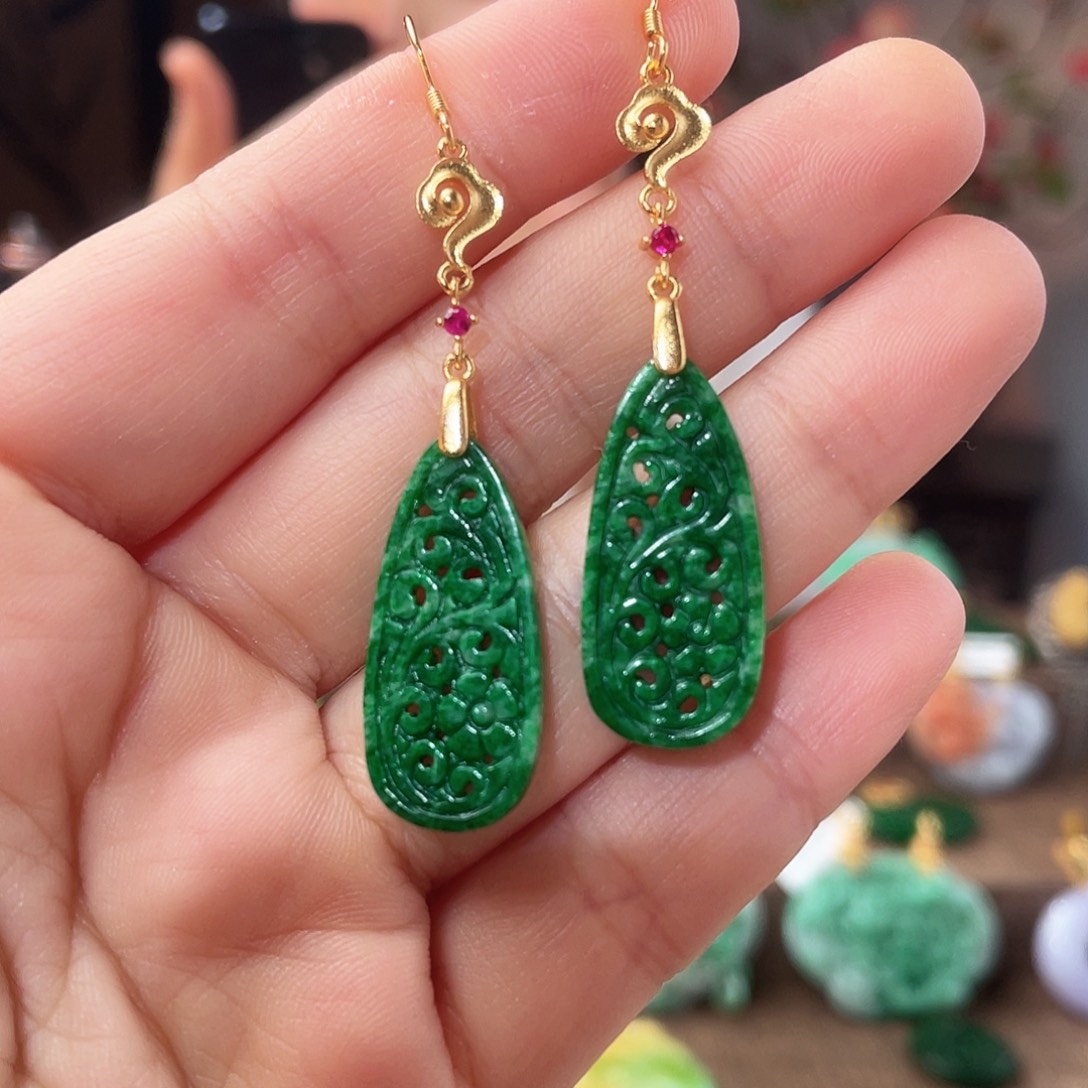 翡翠未镶嵌耳饰福利