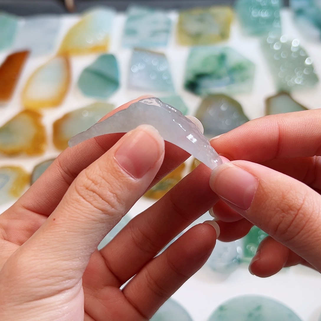 定制翡翠未镶嵌翡翠