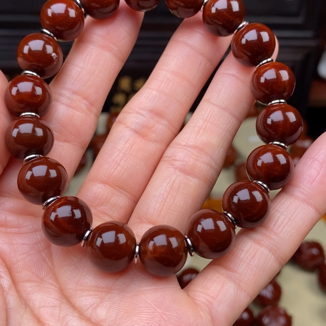 一***气吊坠橄榄核光珠光珠