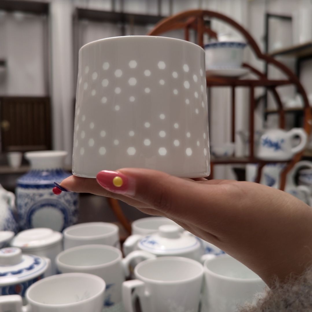 陶瓷玲珑转转杯杯身一个