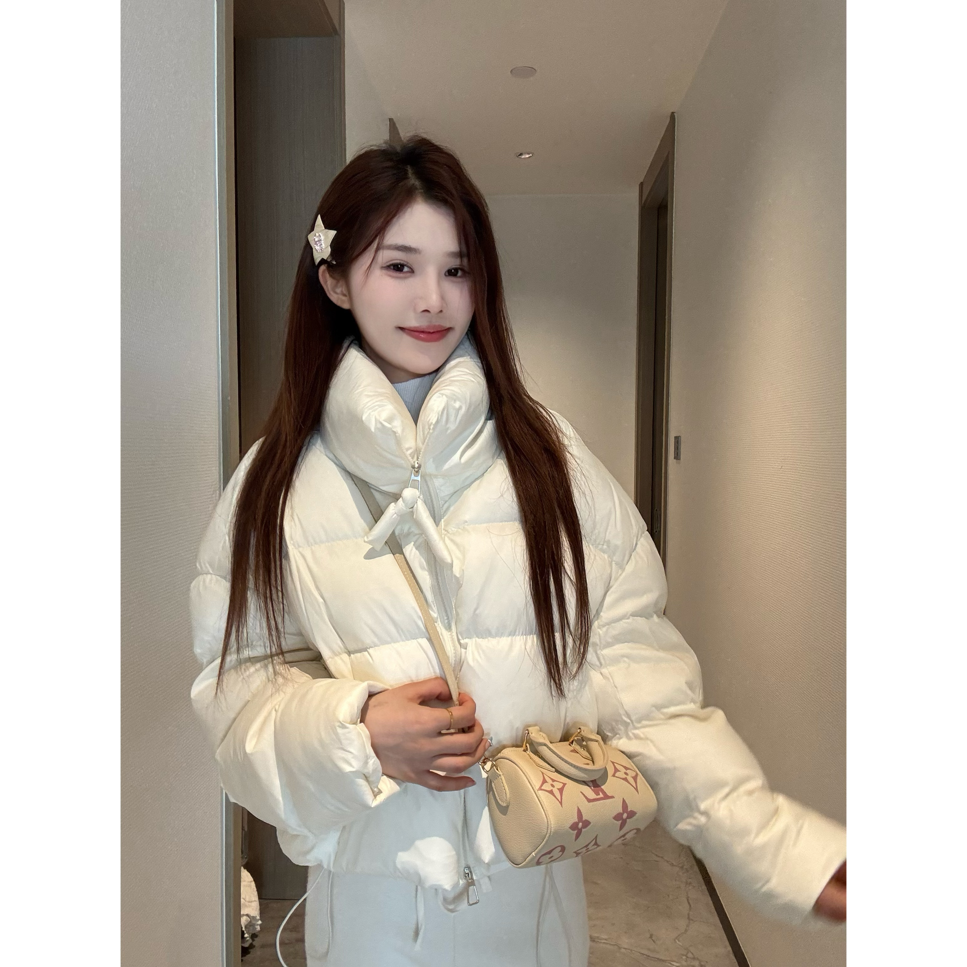 【SALE服饰】冬季短款立领白鸭绒小个子韩版时尚保暖女