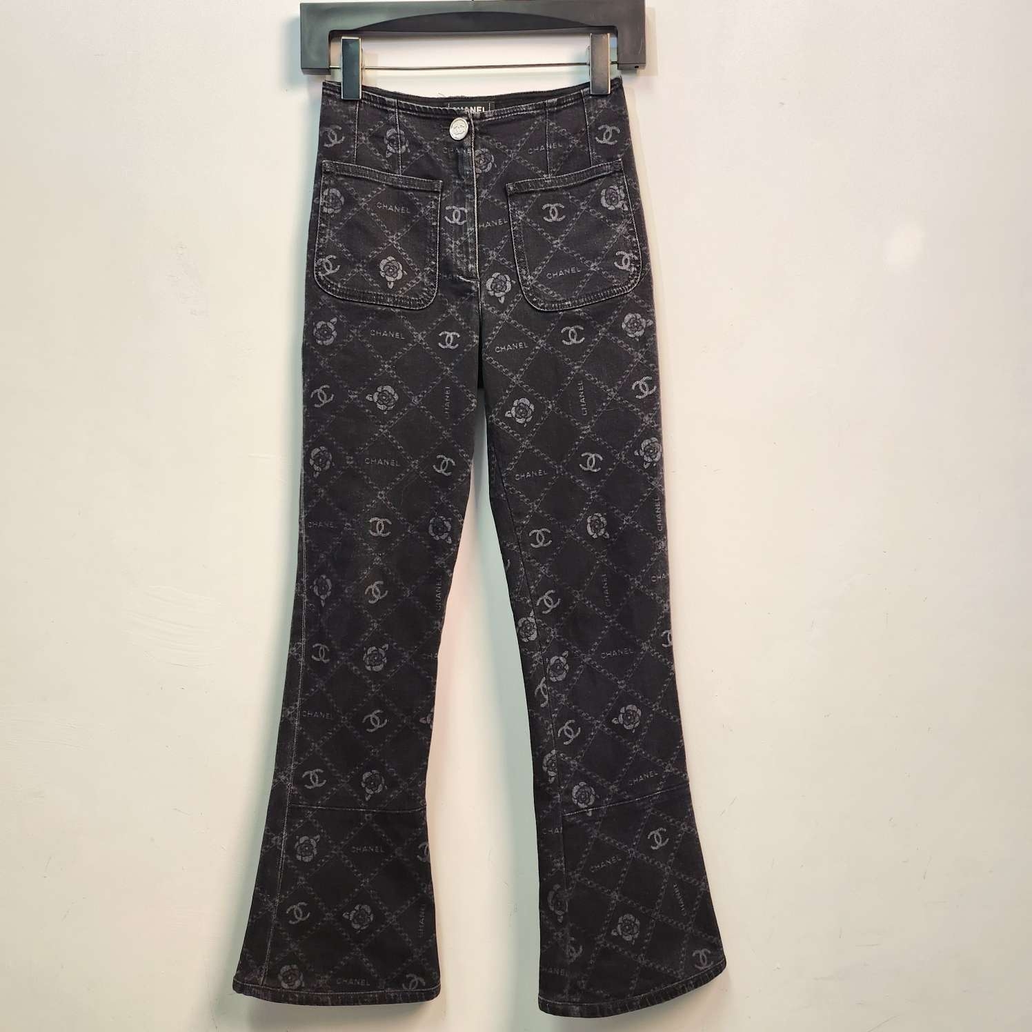 99新 Chanel/香奈儿 A1306/ 满印logo喇叭裤/34码