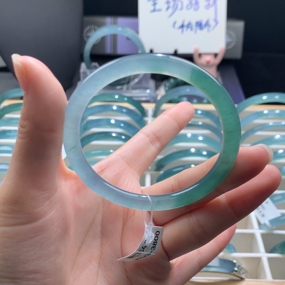 赵***花翡翠未镶嵌手镯纯天然