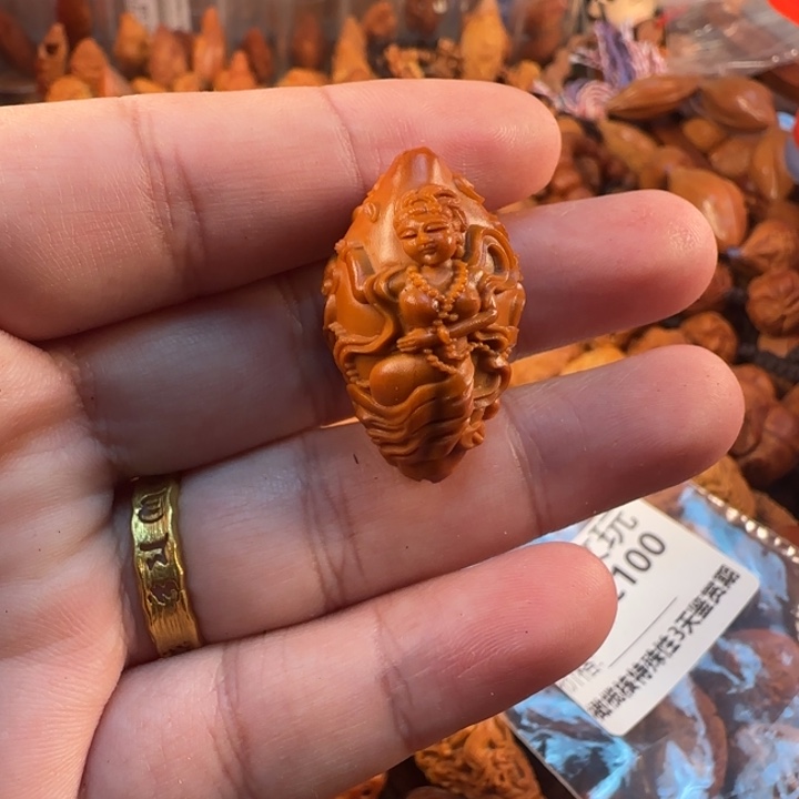 吊坠橄榄核c100飞天美女