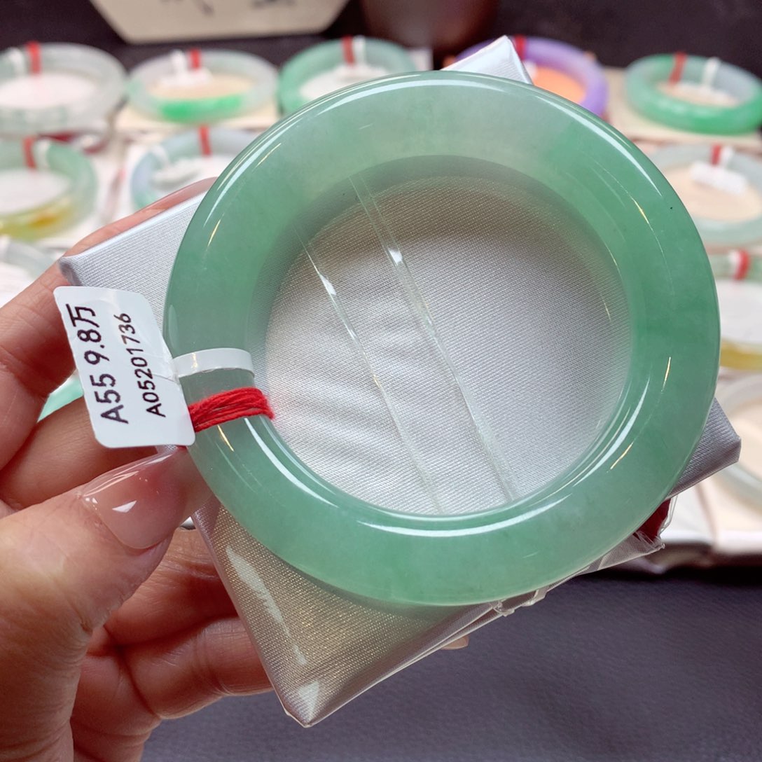 翡翠手镯未镶嵌胖圆条55（21号）89