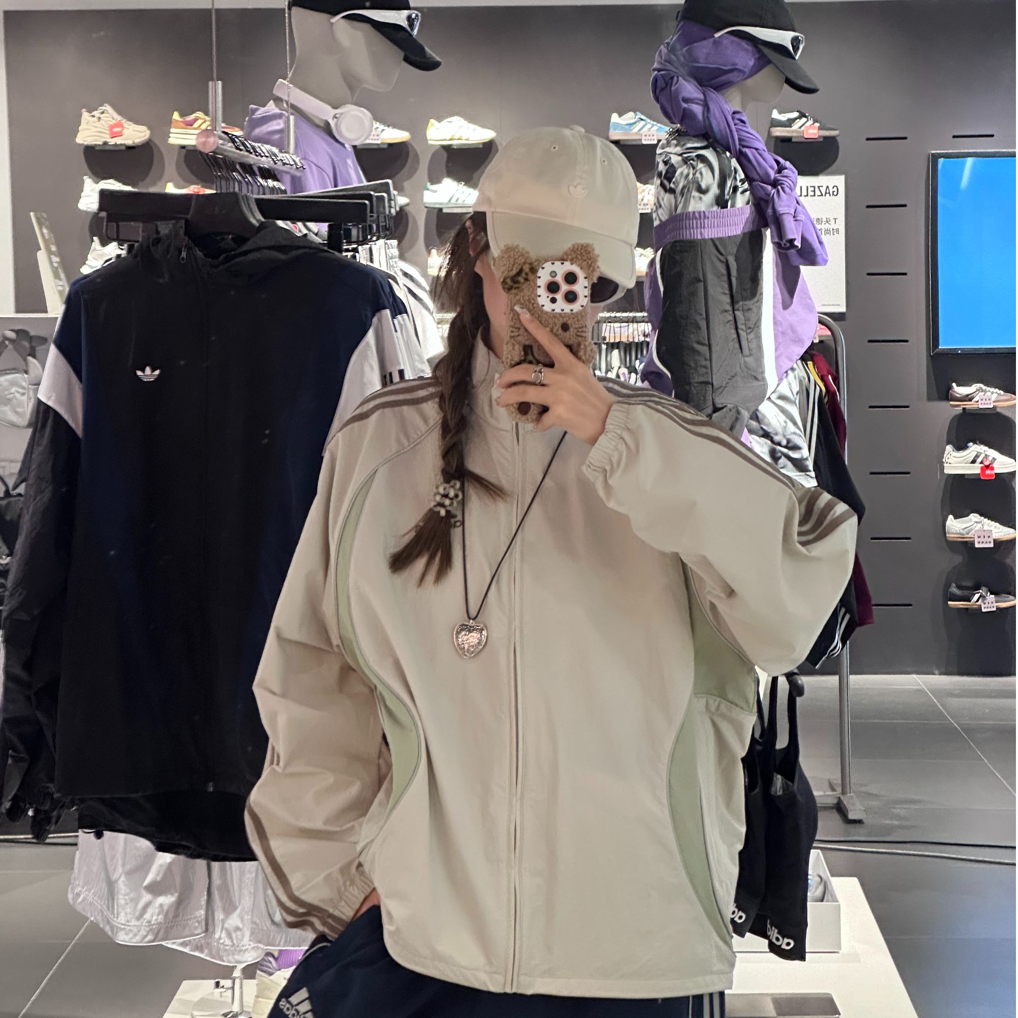 adidas/阿迪达斯TEAMGEISTTT复古撞色立领运动宽松夹克外套KE5846