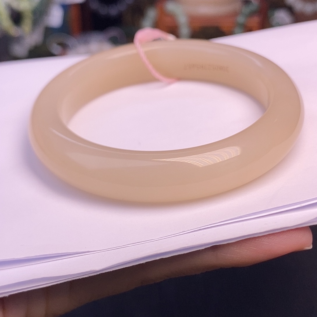 和田玉手镯未镶嵌56.6 浓藕粉老熟料脂膏级天花板收藏