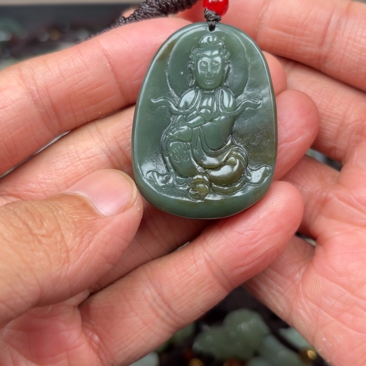 和田玉吊坠未镶嵌