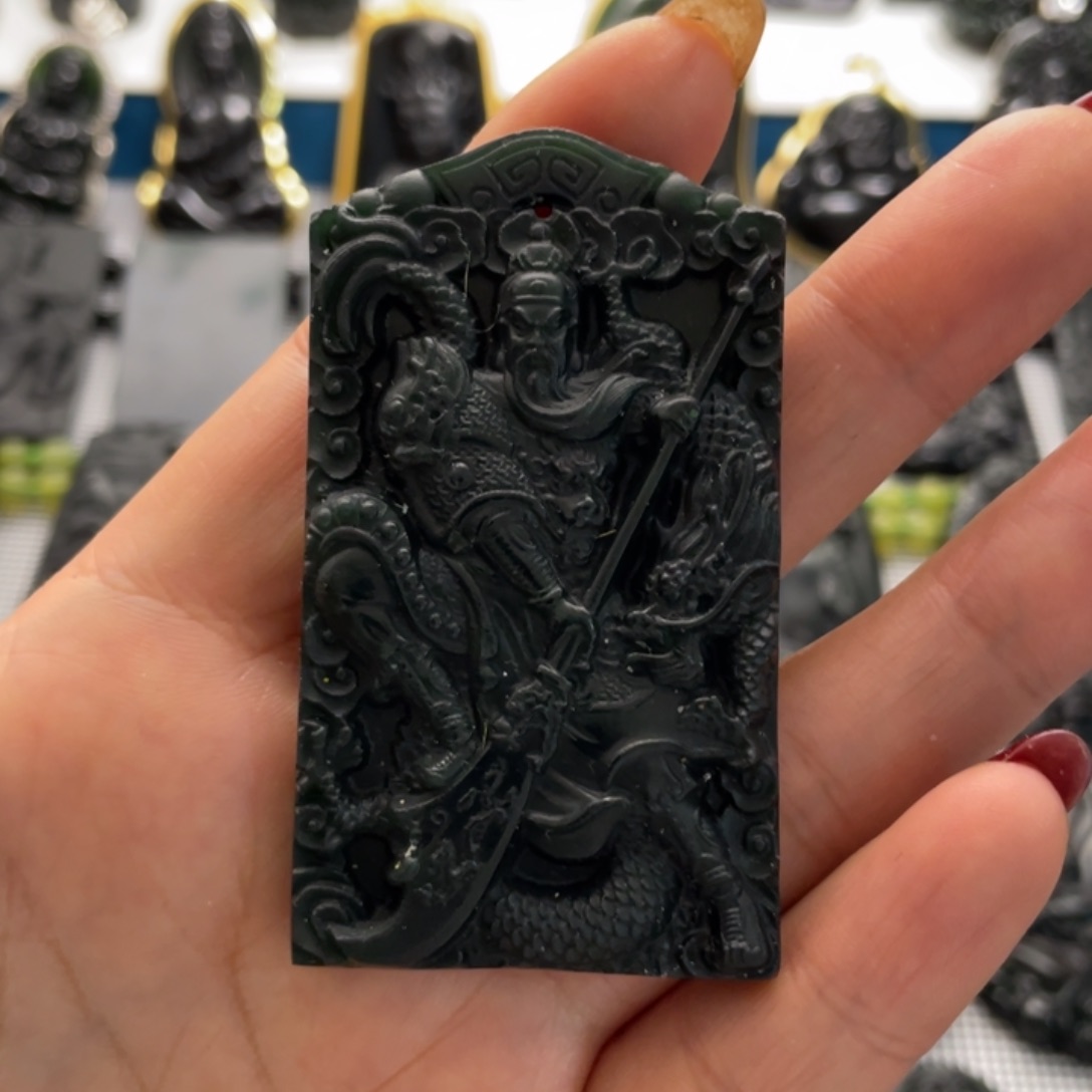 蛇纹石玉吊坠未镶嵌睿*