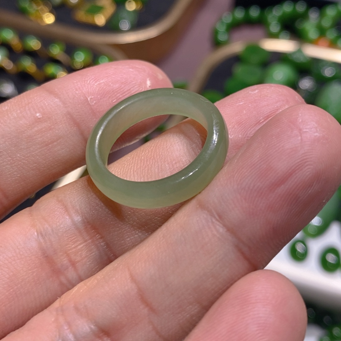 和田玉（碧玉）颈饰未镶嵌y****g