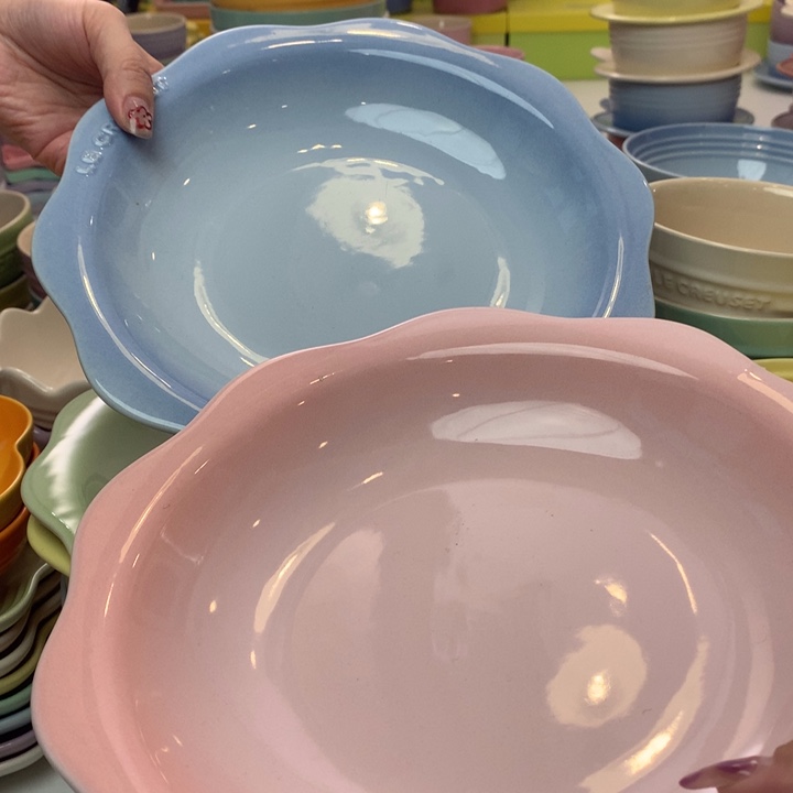 瓷片微瑕9英寸花韵盘2只