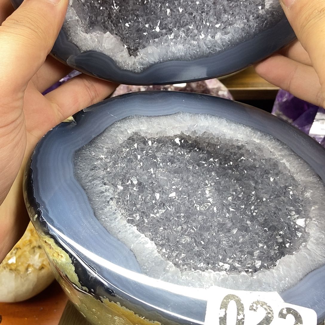 紫晶未镶嵌大型摆件（非配饰）