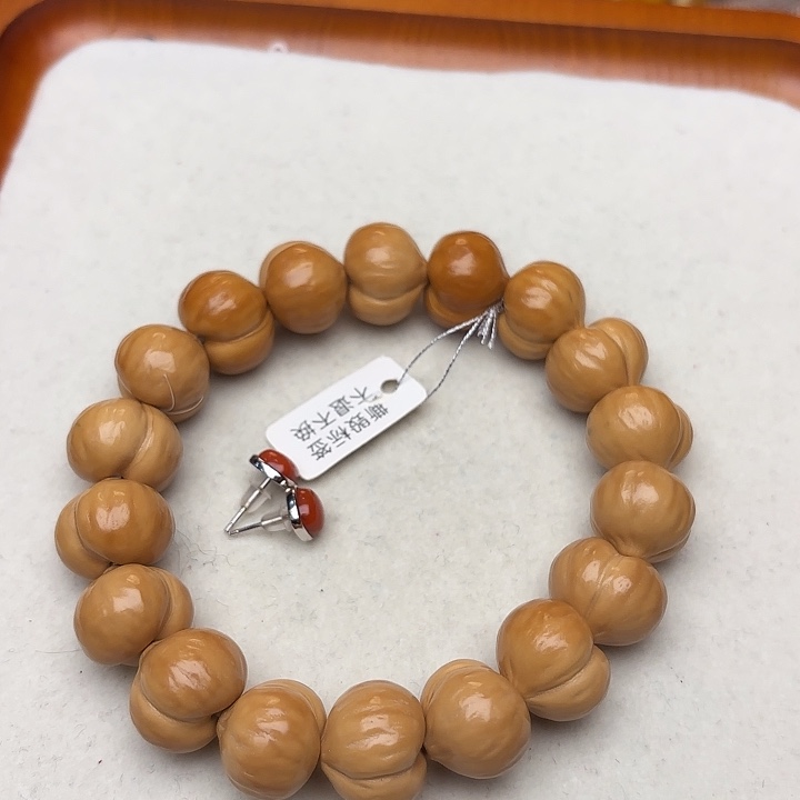 吊坠猴头核桃老板娘推荐猴头手串