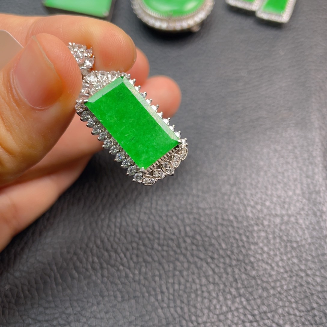 翡翠吊坠(不含链)银S925镶嵌