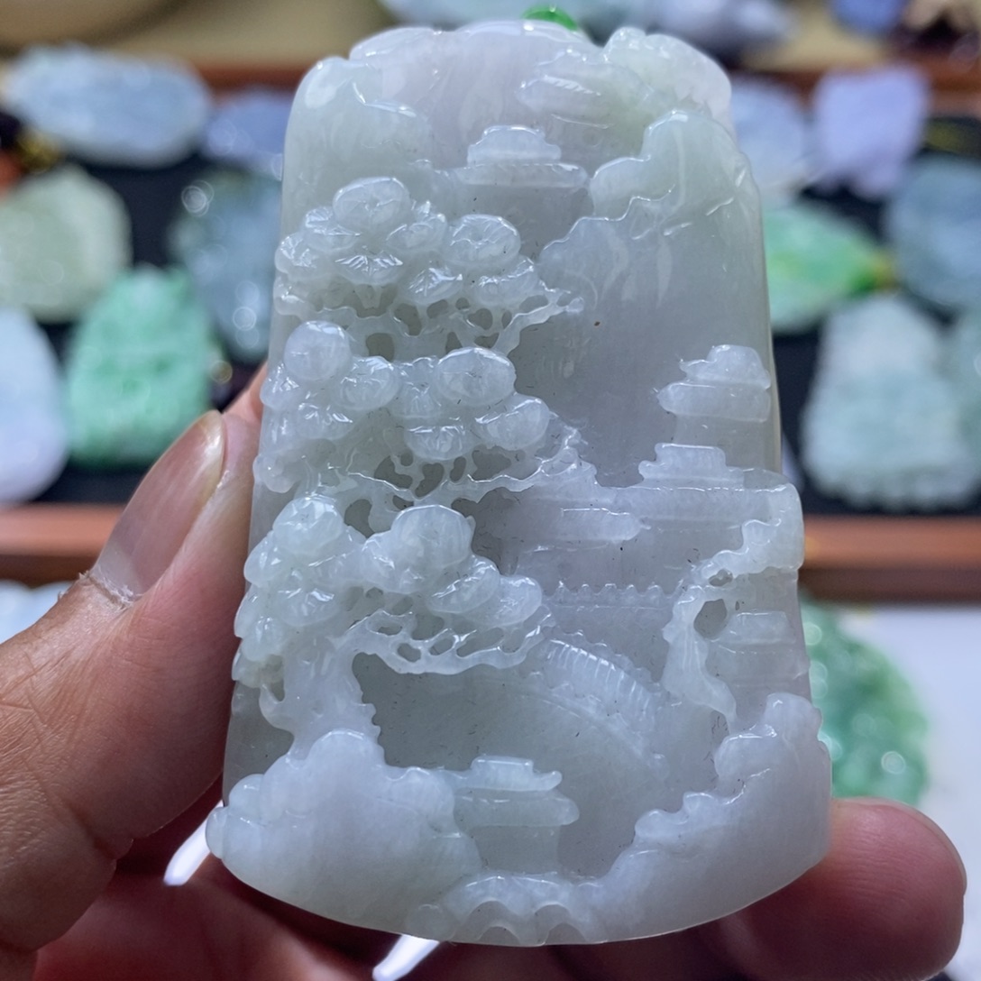 【闪购商品】翡翠未镶嵌颈饰11111111111111