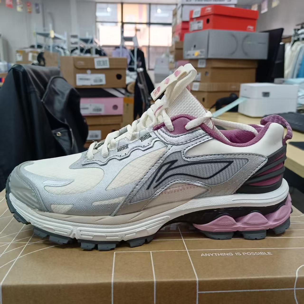 《B品以直播展示为准》鞋面脏（X1226)李宁女运动鞋 ARXU010-2