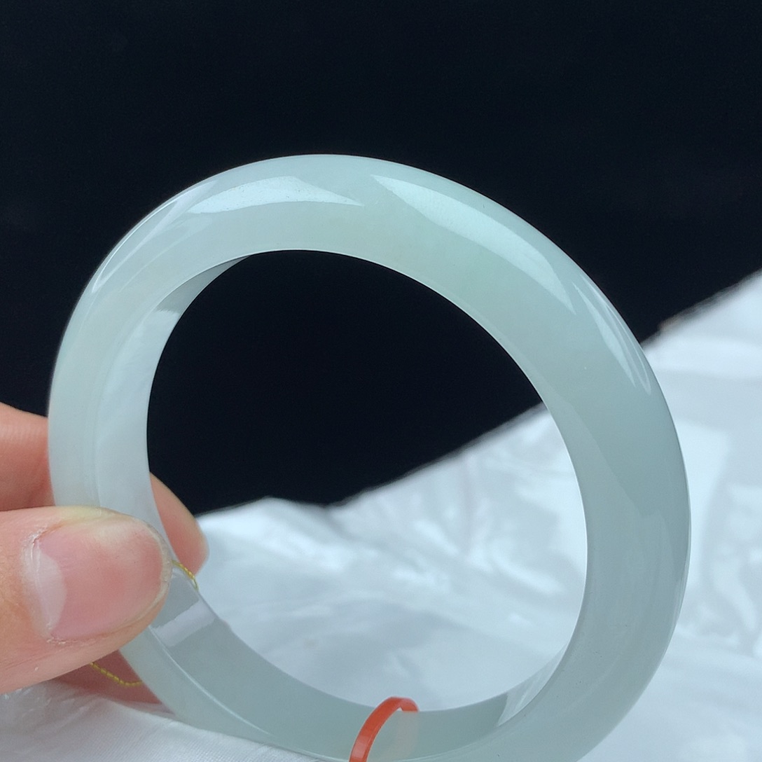 翡翠手镯未镶嵌55圈0567