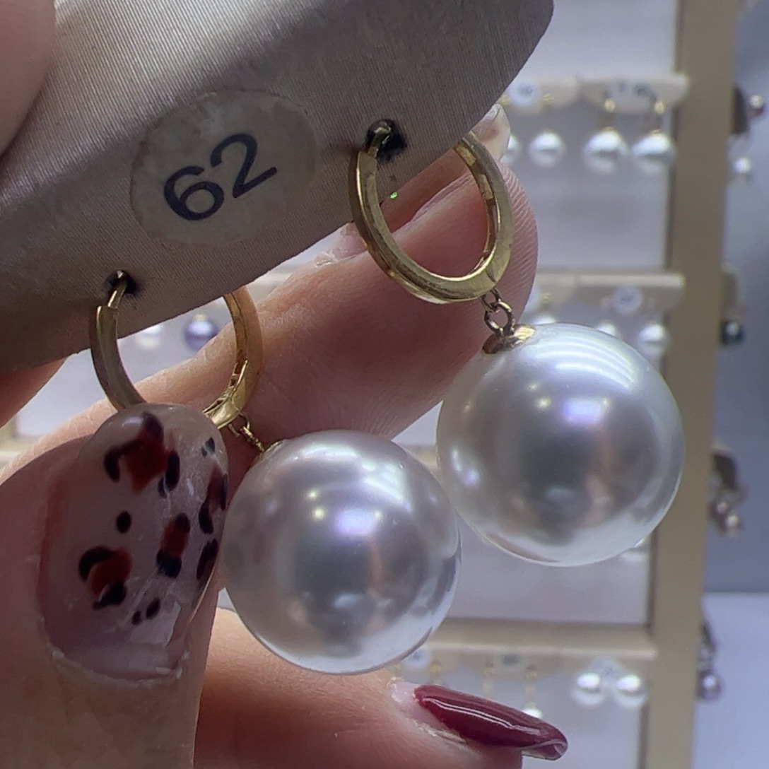 淡水珍珠耳饰18K金镶嵌